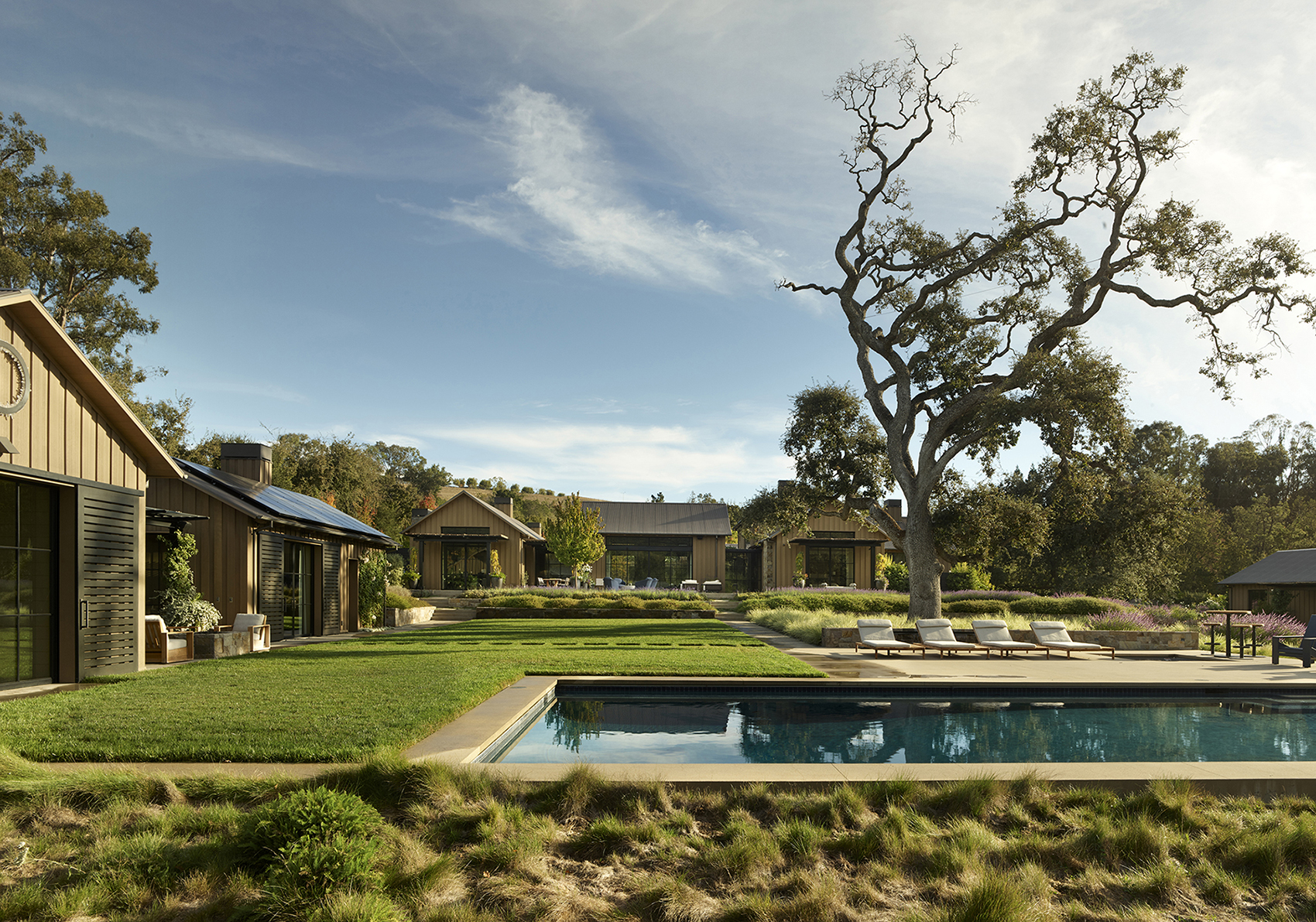 Jennifer-Robin-Interiors-Project-Modern-Country-Estate-24-Backyard-Pool