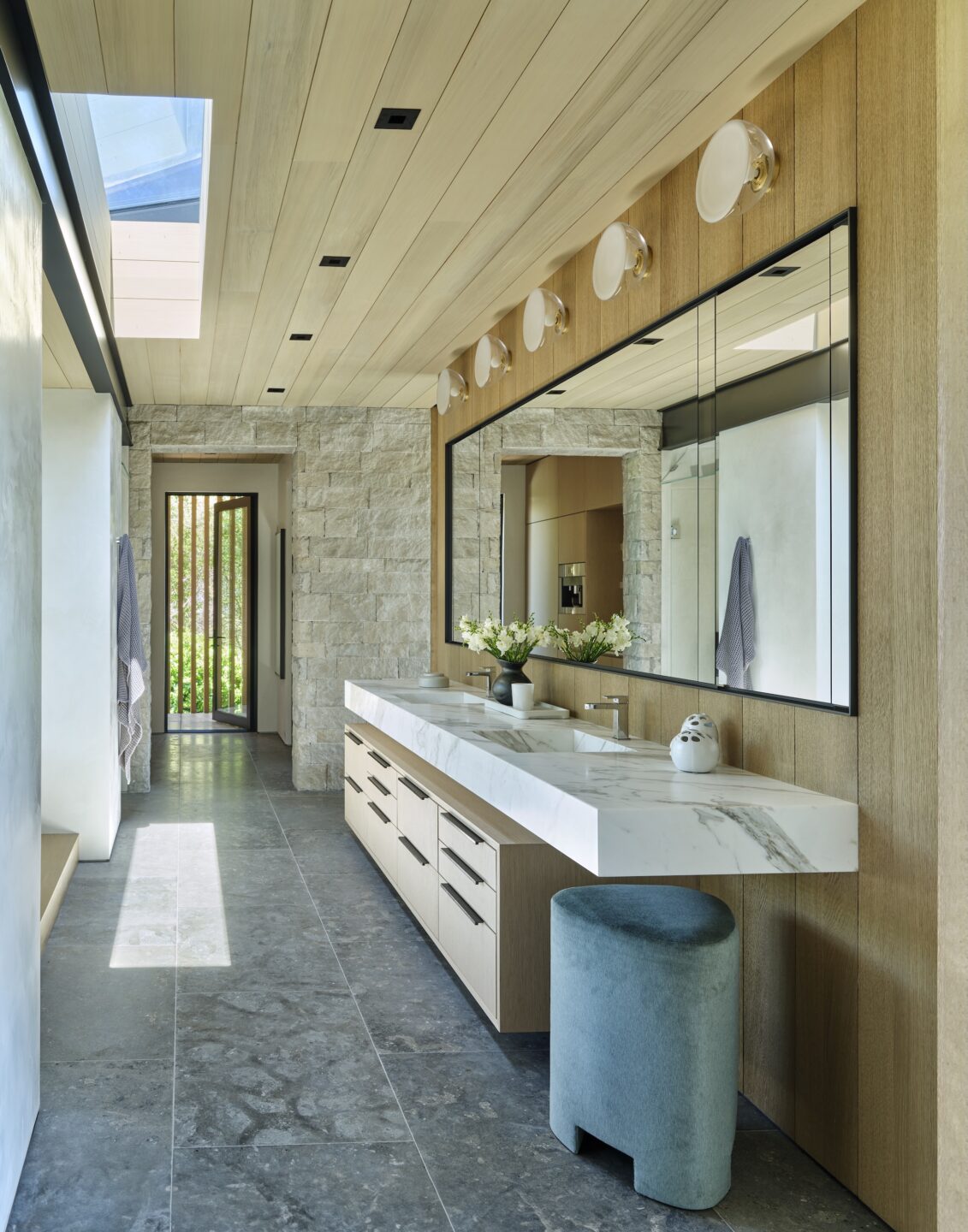 Jennifer-Robin-Interiors-Atherton-Estate-California-Master-Bathroom