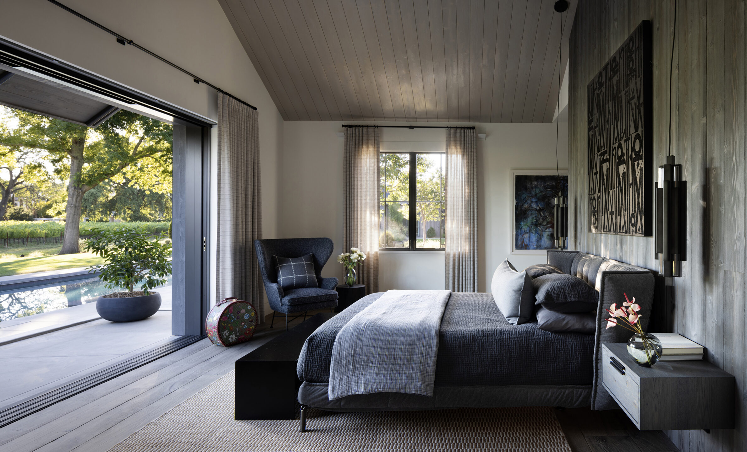 Jennifer-Robin-Interiors-St.Helena-Estate-11-Primary-Bedroom