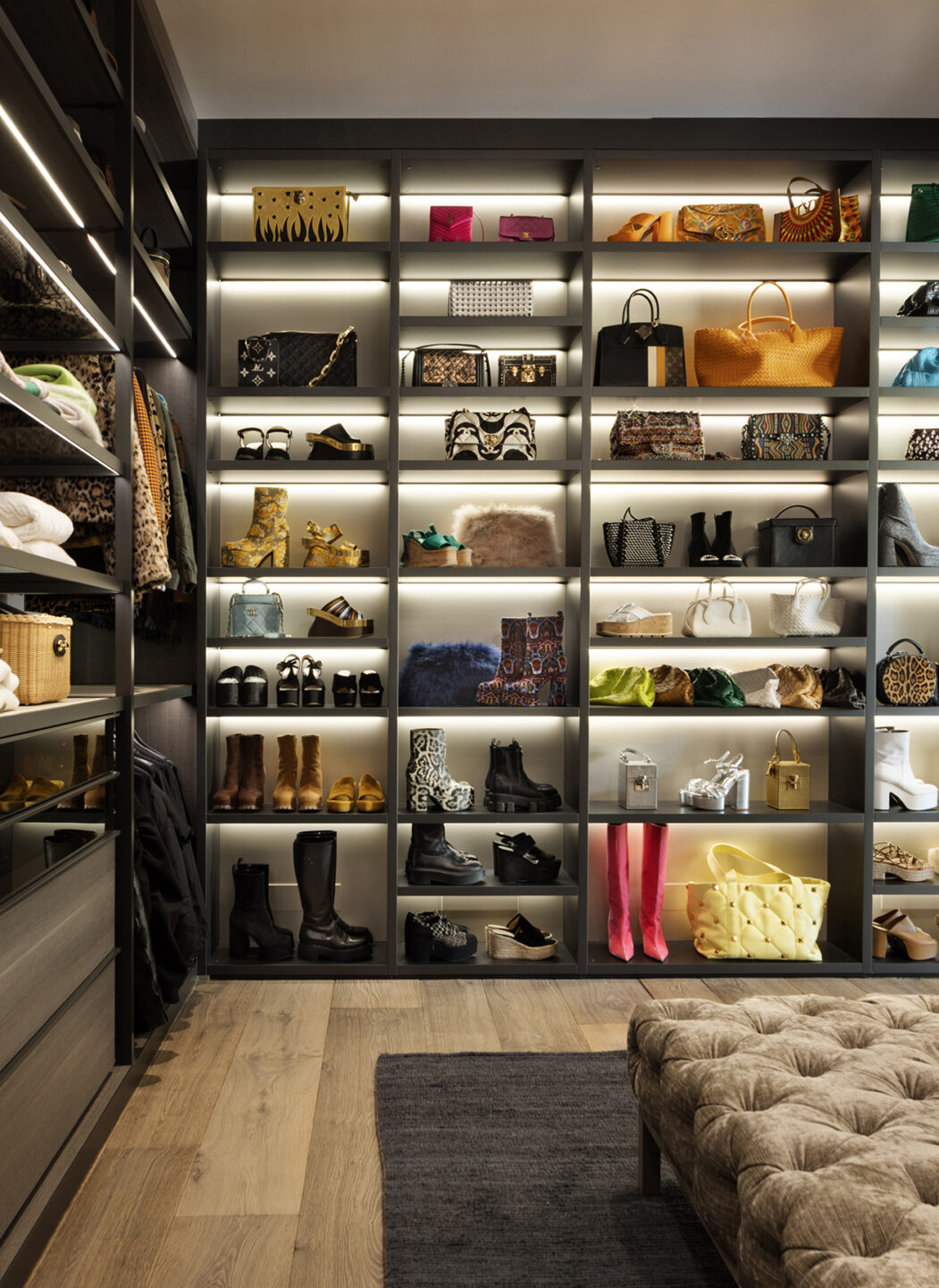 Jennifer-Robin-Interiors-St.Helena-Estate-14-Primary-Closet