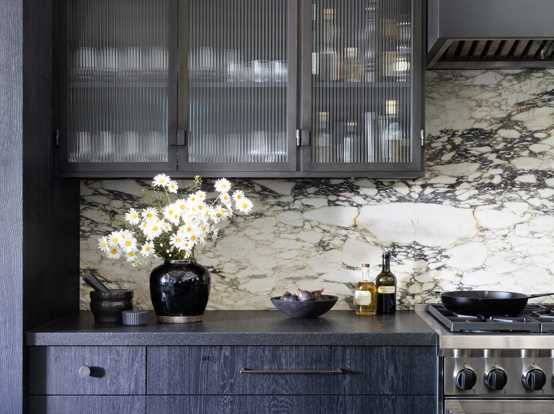 Jennifer-Robin-Interiors-St.Helena-Estate-3-Kitchen-Details